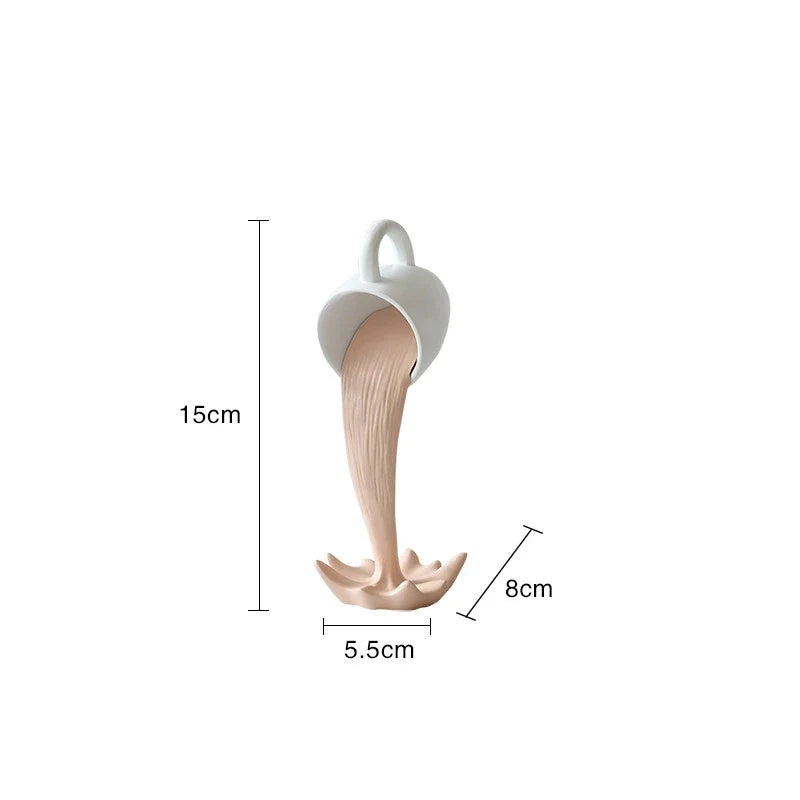 Floating Spilling Coffee Cup Sculpture Kitchen Decoration Spilling Magic Pouring Splash Creative Desktop Decor Home Decoration